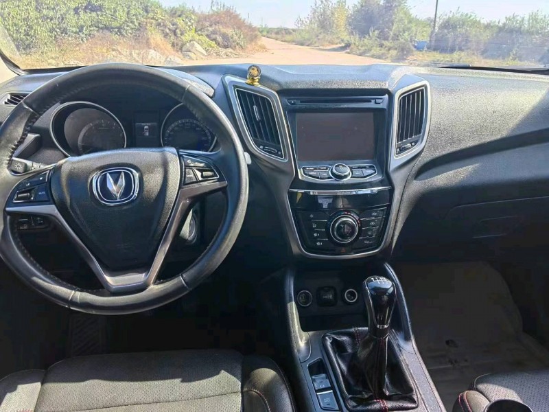 枣庄16年长安汽车CS758