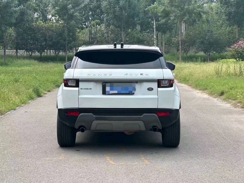 枣庄18年路虎揽胜极光(进口)3