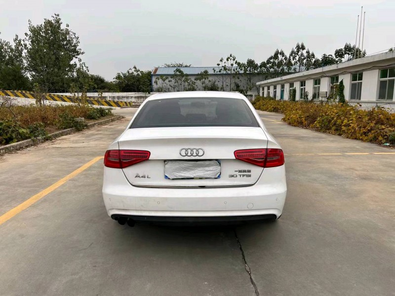 徐州16年奥迪A4L9