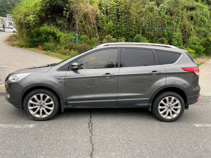 广州14年福特翼虎6