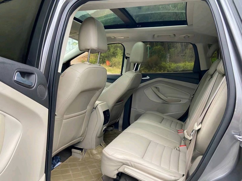 广州14年福特翼虎8