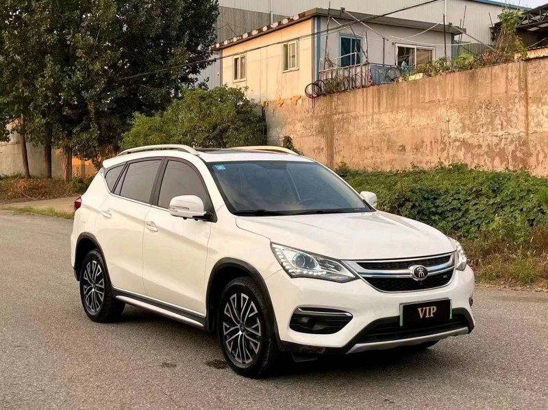 枣庄18年比亚迪宋3