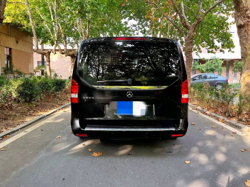 东营19年奔驰V9