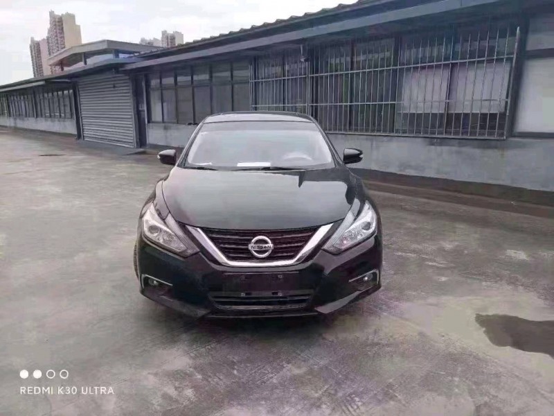 安陽17年日產天籟1
