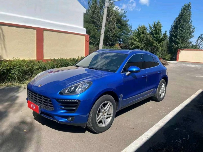 东营16年保时捷Macan2