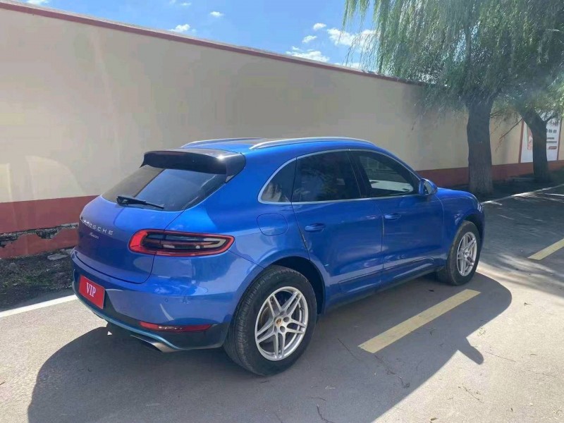 东营16年保时捷Macan4
