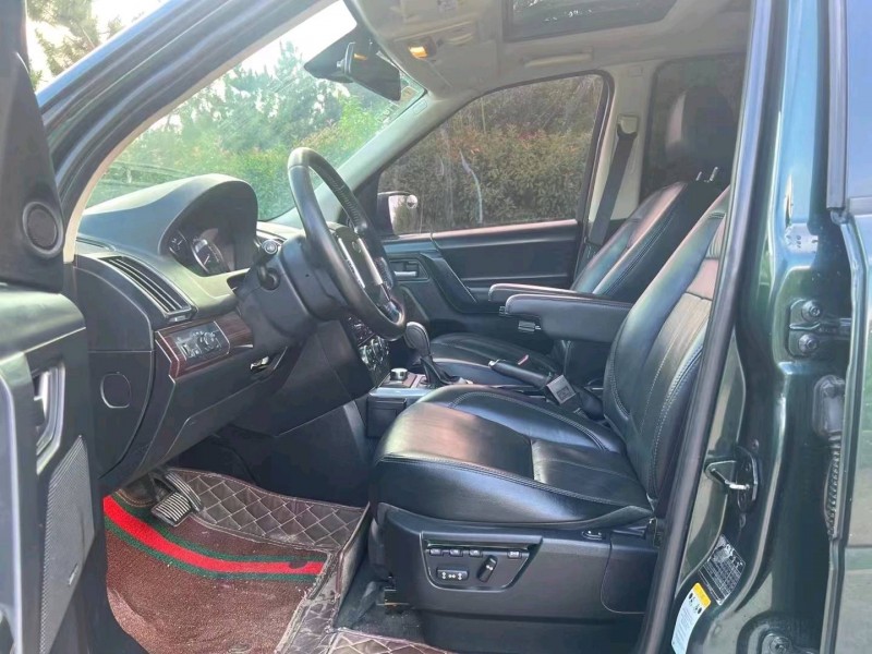 东营11年路虎发现神行7