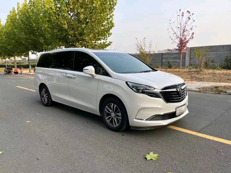 徐州22年别克GL82