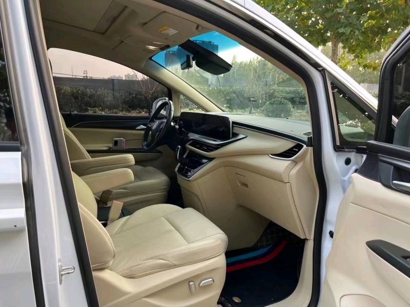 徐州22年别克GL85