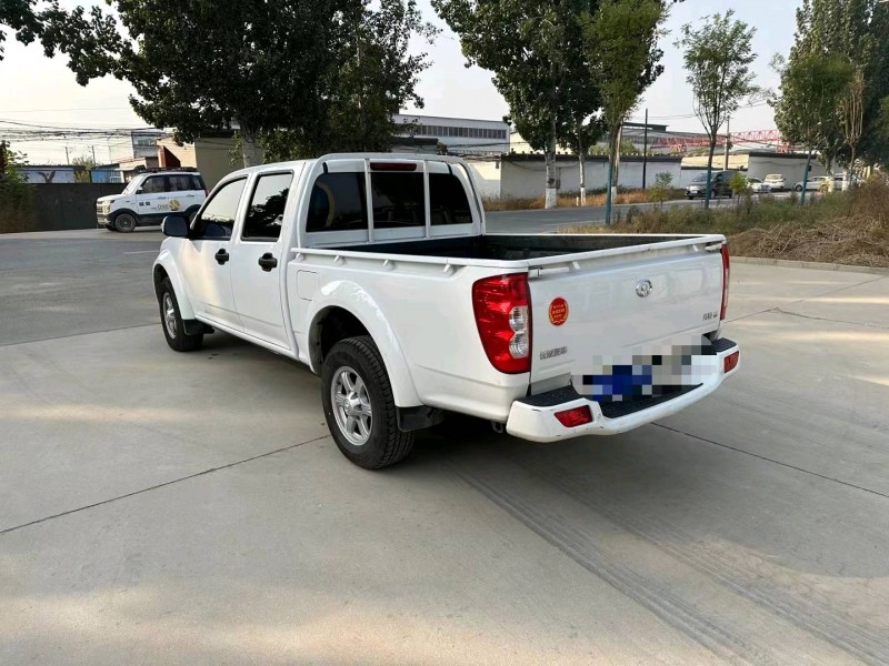 保定21年长城汽车风骏56