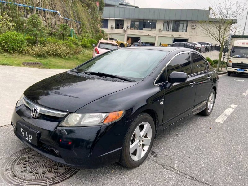 广州11年本田思域2