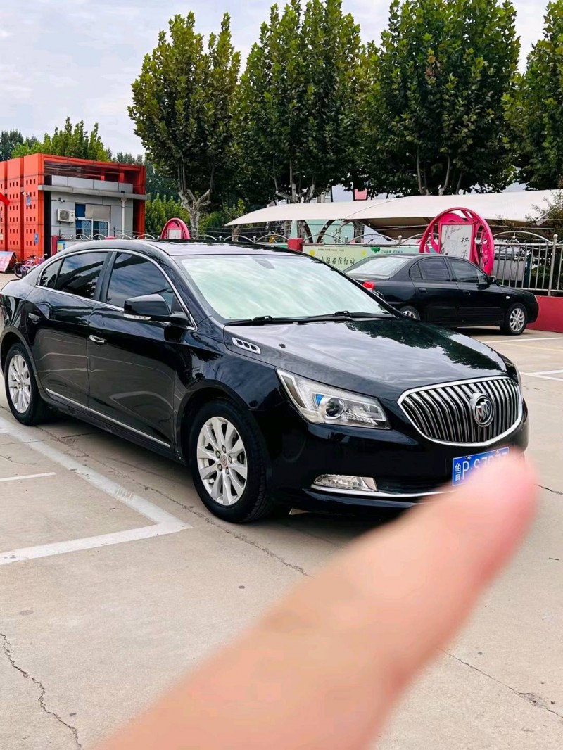 淄博15年别克君越3