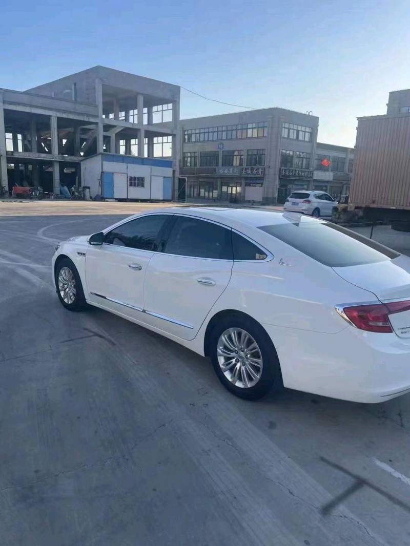 枣庄16年别克君越3