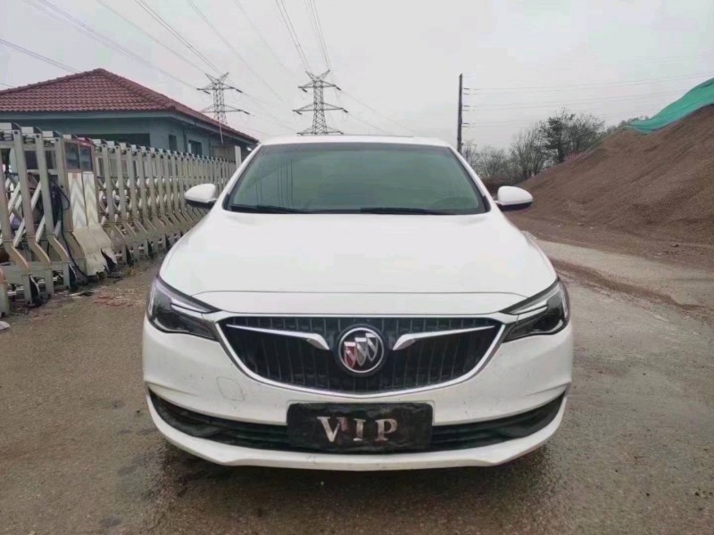 青岛20年别克英朗1