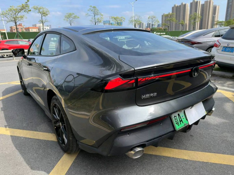 佛山23年长安汽车UNI-V5