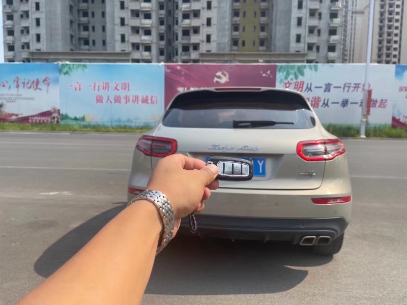 濮陽18年眾泰SR98