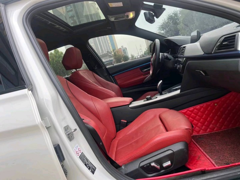 济宁19年宝马3系5