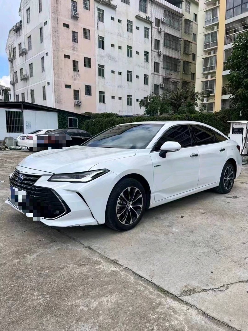佛山22年丰田亚洲龙3