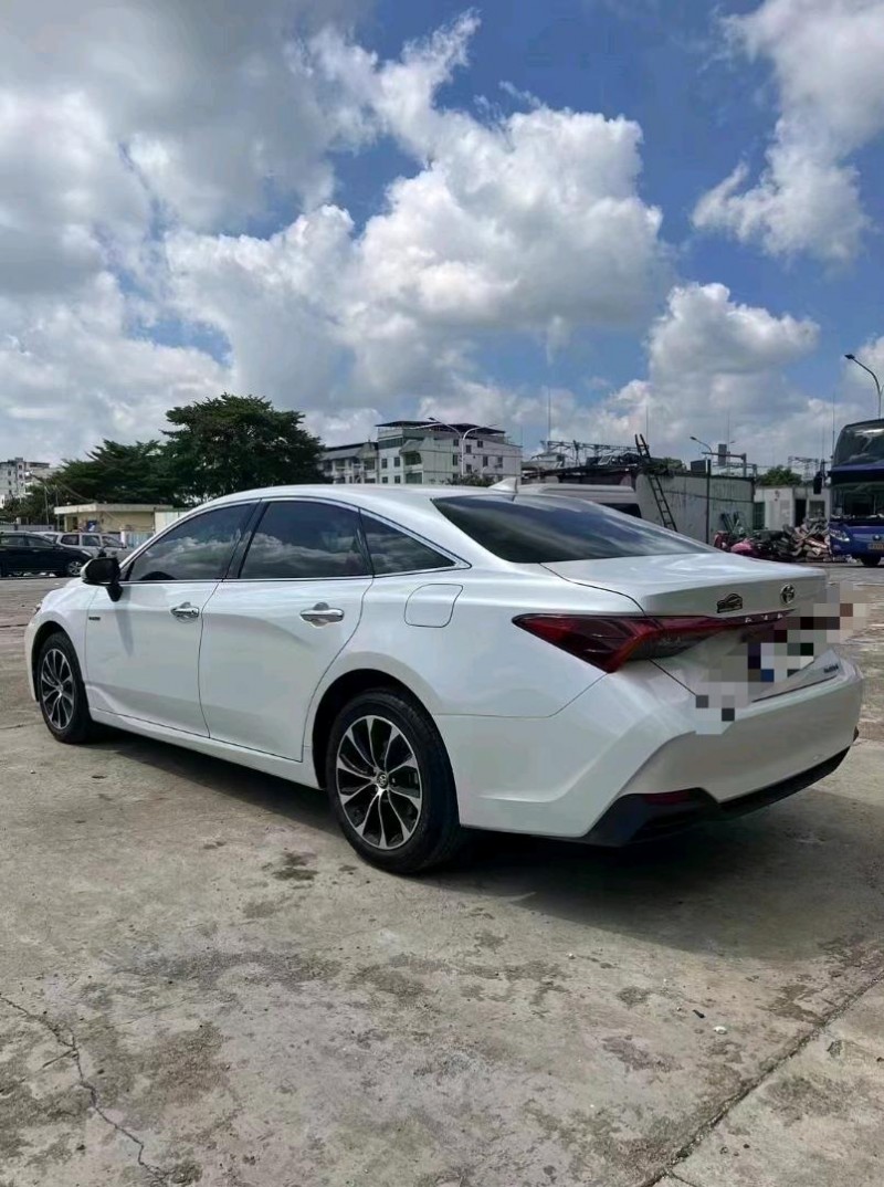 佛山22年丰田亚洲龙8