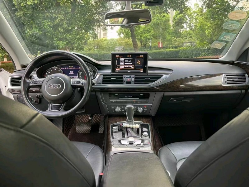 潍坊18年奥迪A7L4