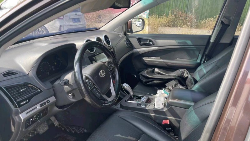 东营15年比亚迪S73