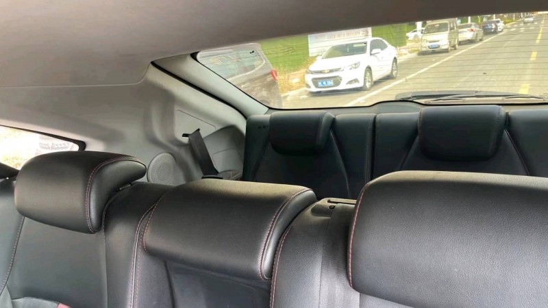 东营15年比亚迪S74