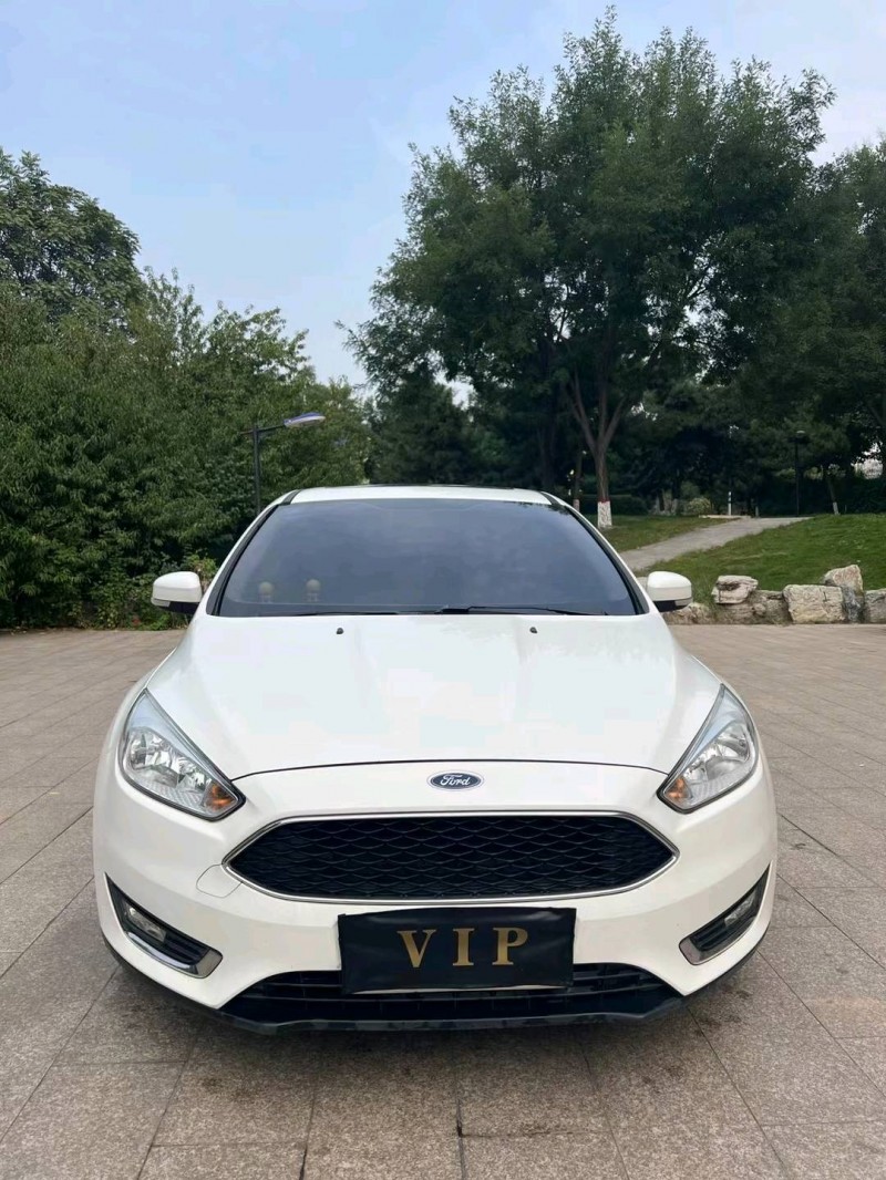 邢台17年福特福克斯1