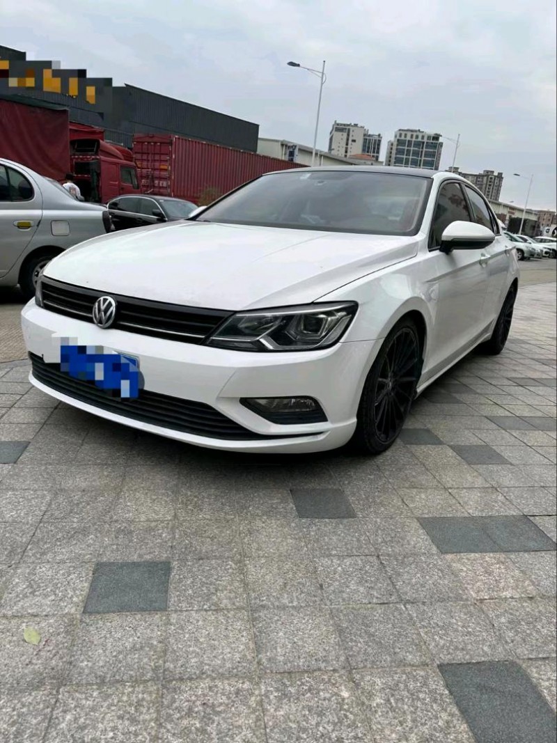 广州17年大众凌渡3
