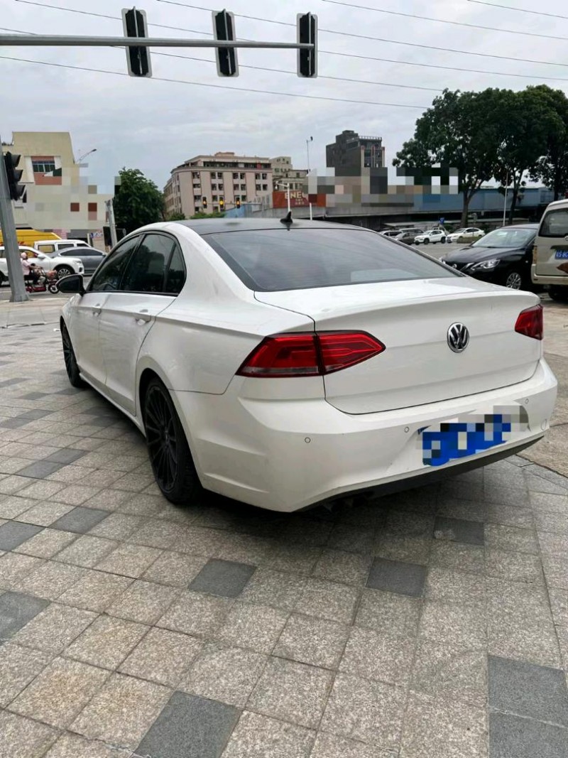 广州17年大众凌渡4