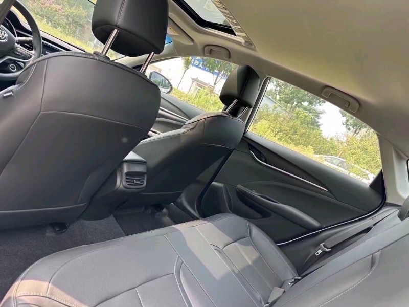 东营23年别克英朗2