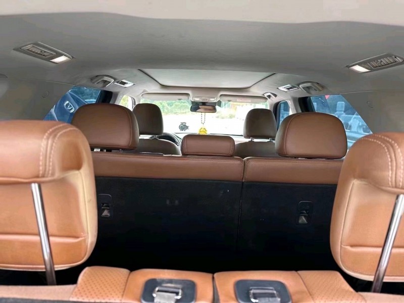 枣庄17年长安汽车CS956