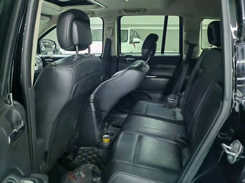 苏州17年Jeep自由客5