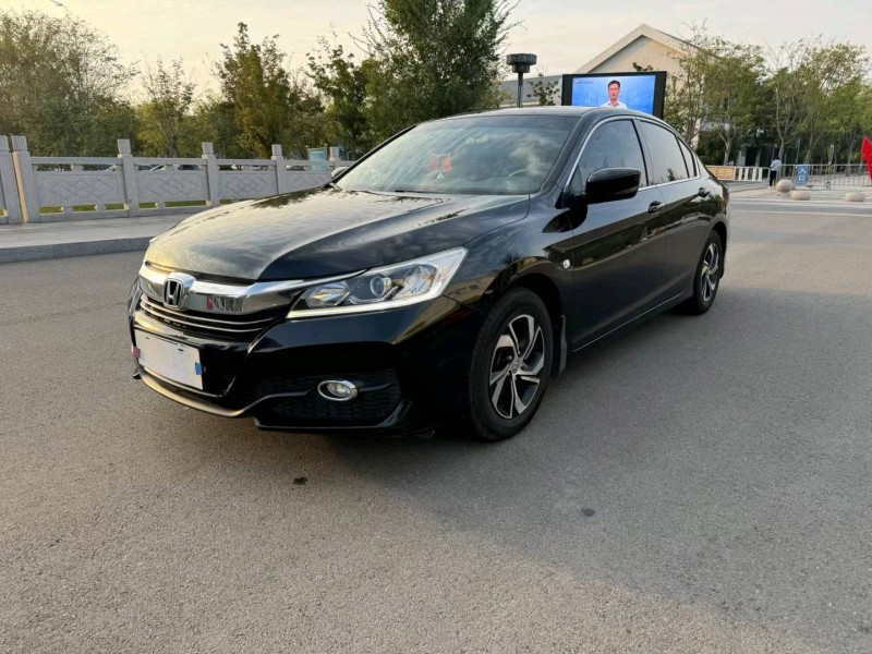 徐州18年本田雅阁2