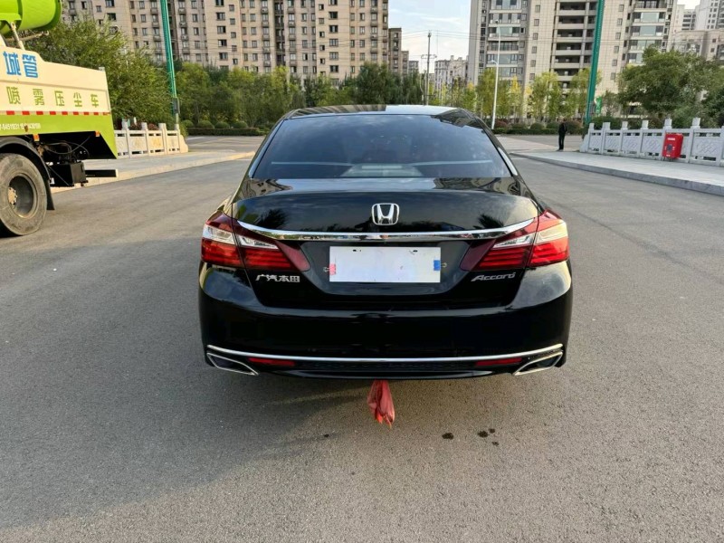 徐州18年本田雅阁5