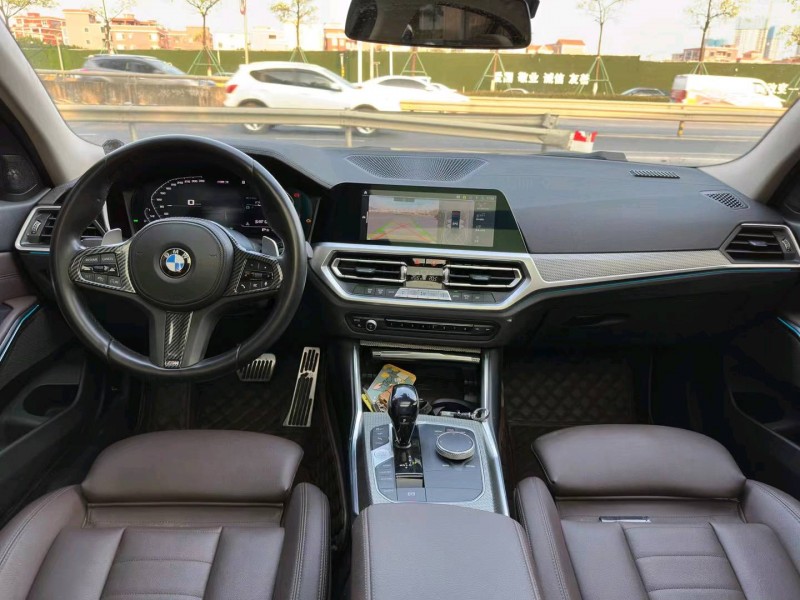 佛山20年宝马3系8