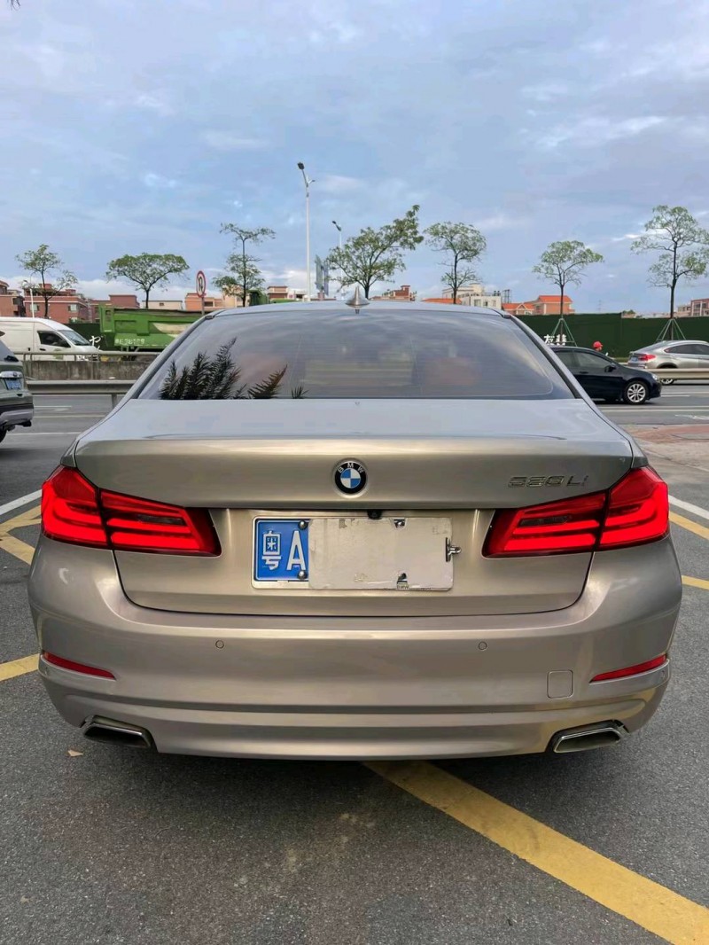 佛山17年宝马5系9