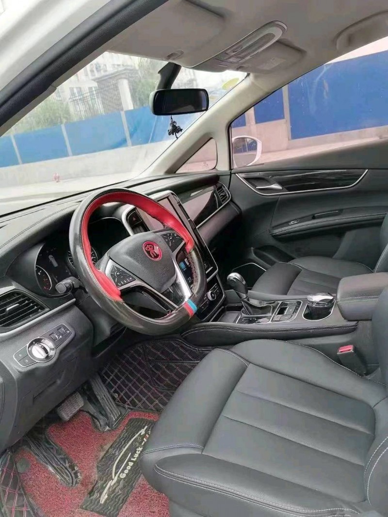 嘉兴19年比亚迪宋MAX9