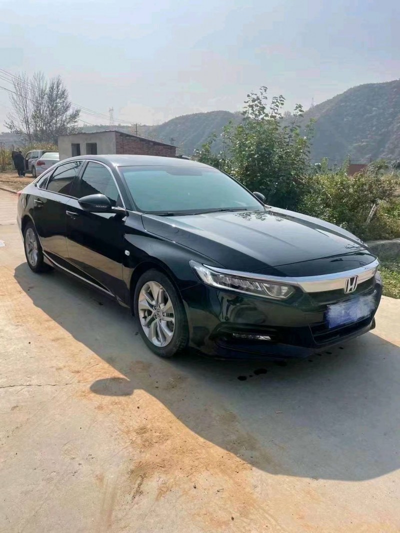 邯郸19年本田雅阁3