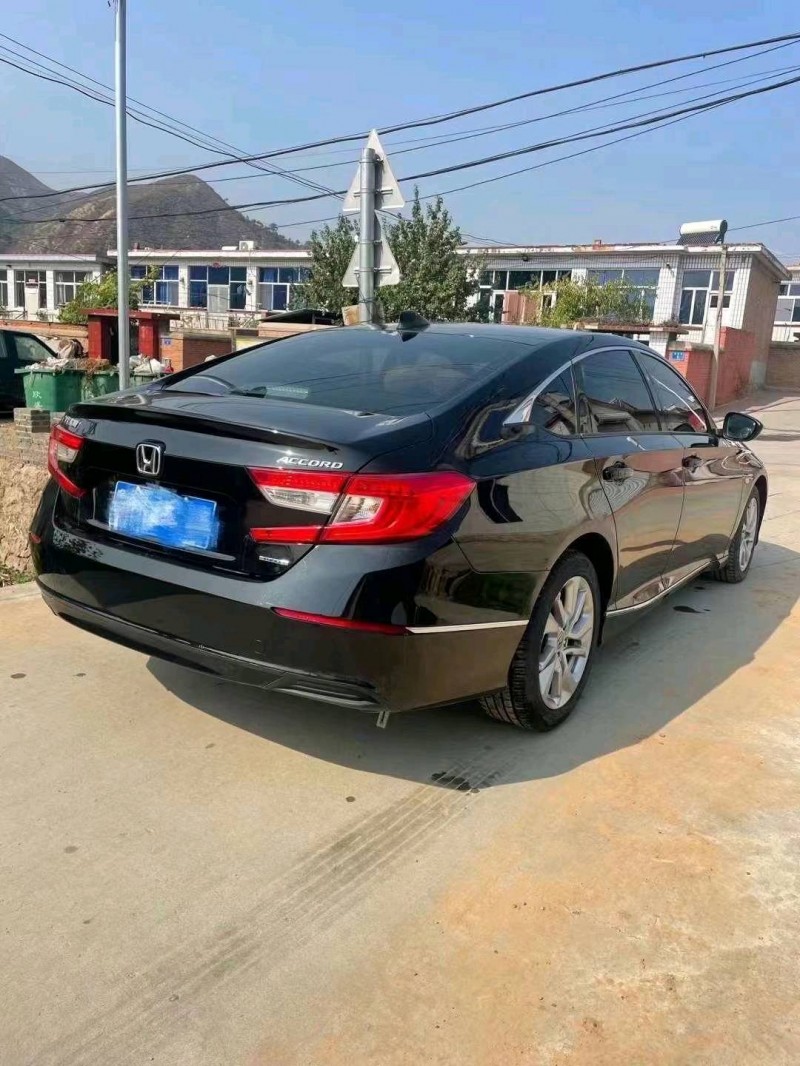 邯郸19年本田雅阁7