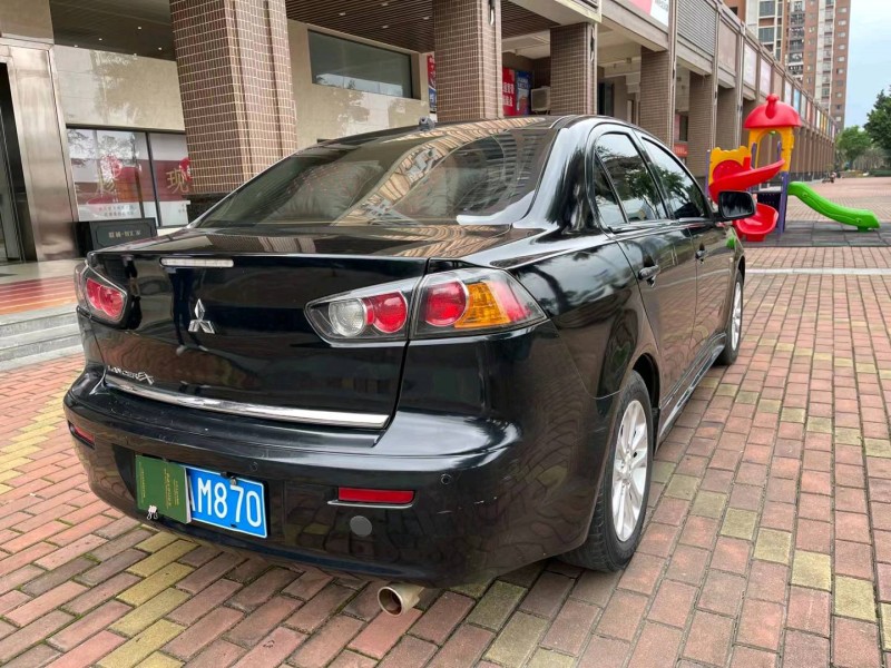 佛山12年三菱劲炫5