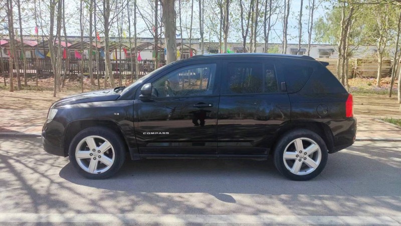 东营12年Jeep指南者3