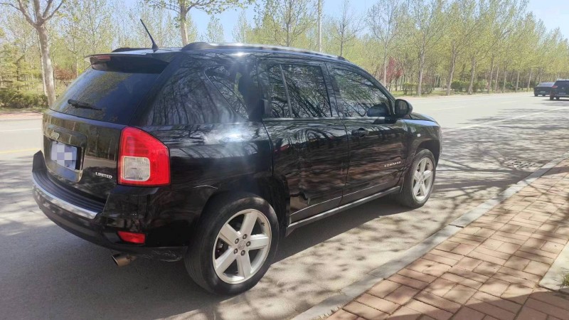 东营12年Jeep指南者5