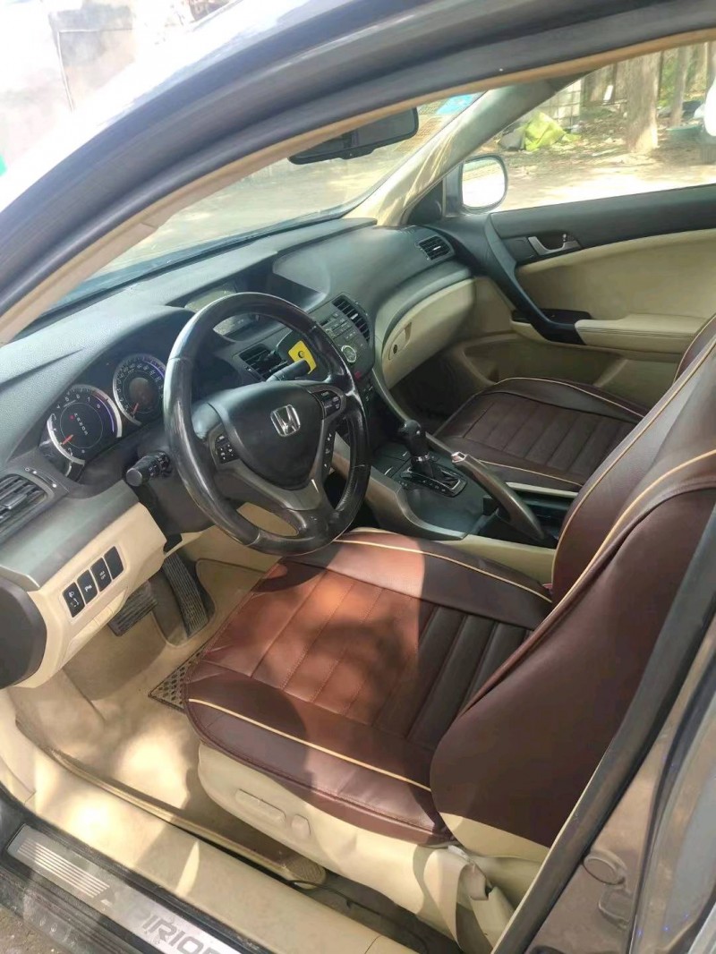 淄博10年本田思铂睿7