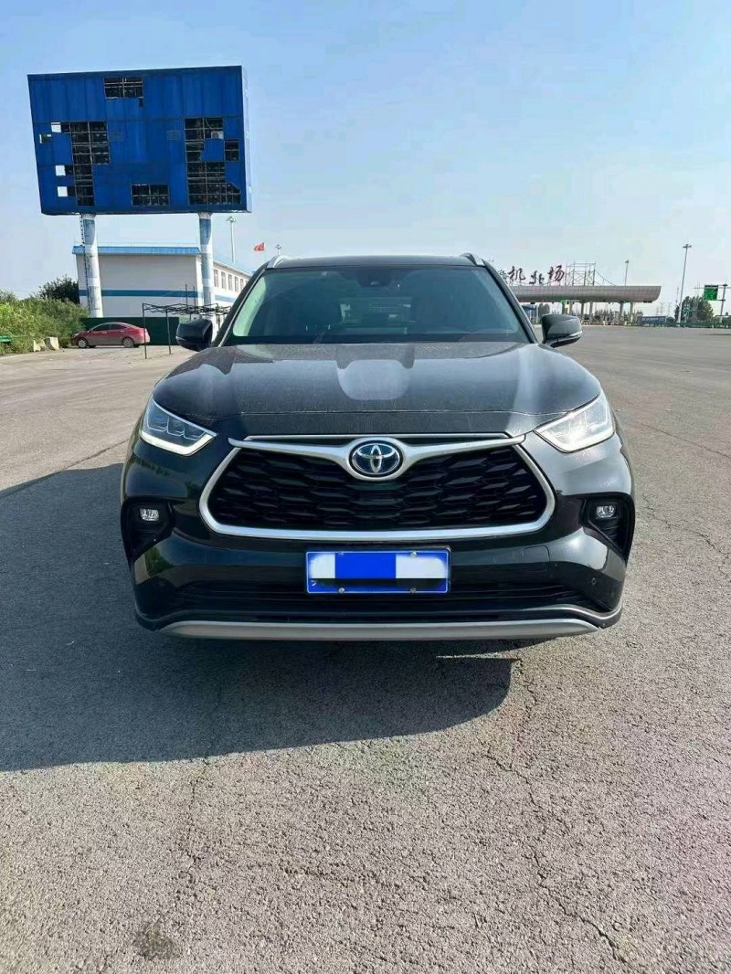 邯郸23年丰田汉兰达1