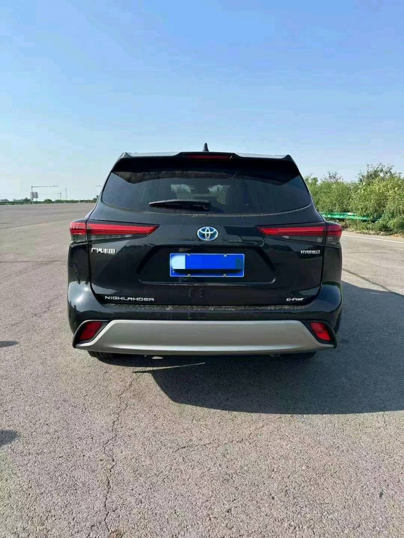 邯郸23年丰田汉兰达3