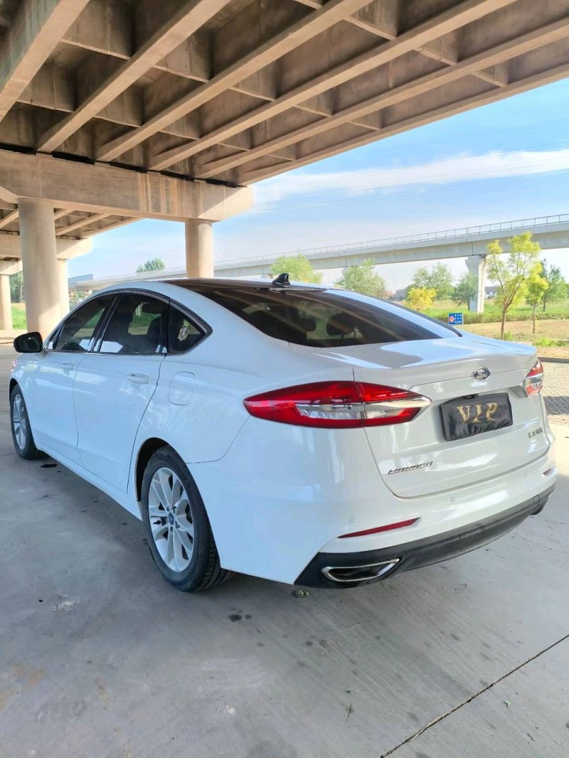 青岛21年福特蒙迪欧8