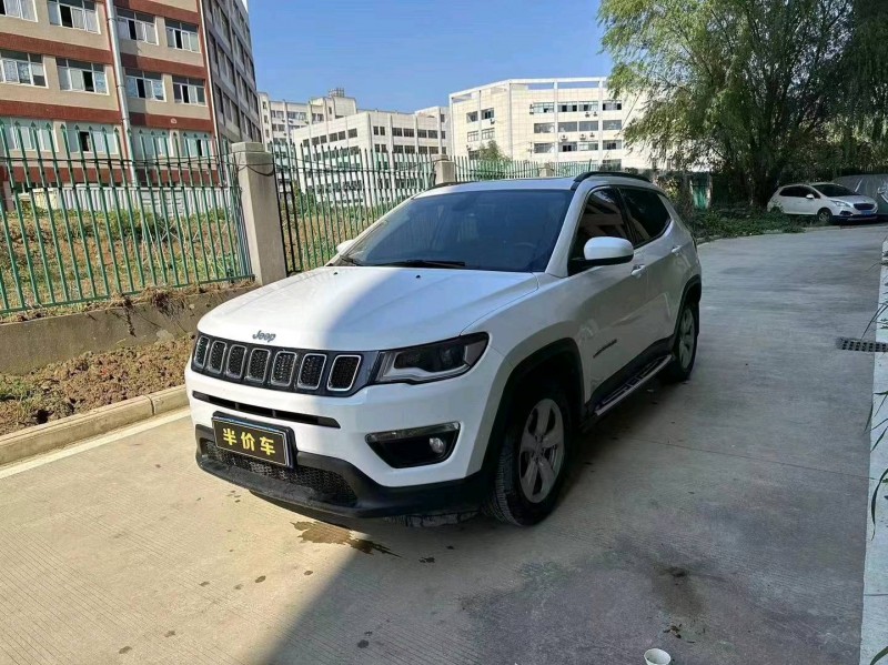 鄂州17年Jeep指南者4