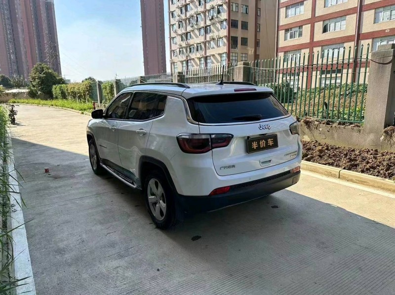 鄂州17年Jeep指南者8