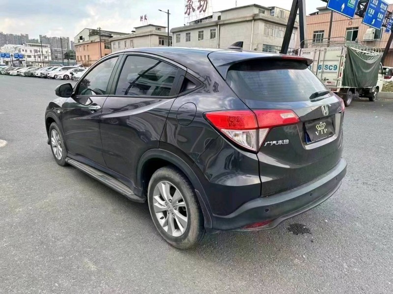 衡阳21年本田缤智5