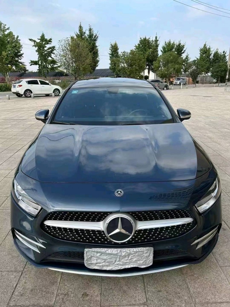 宜昌19年奔馳A1